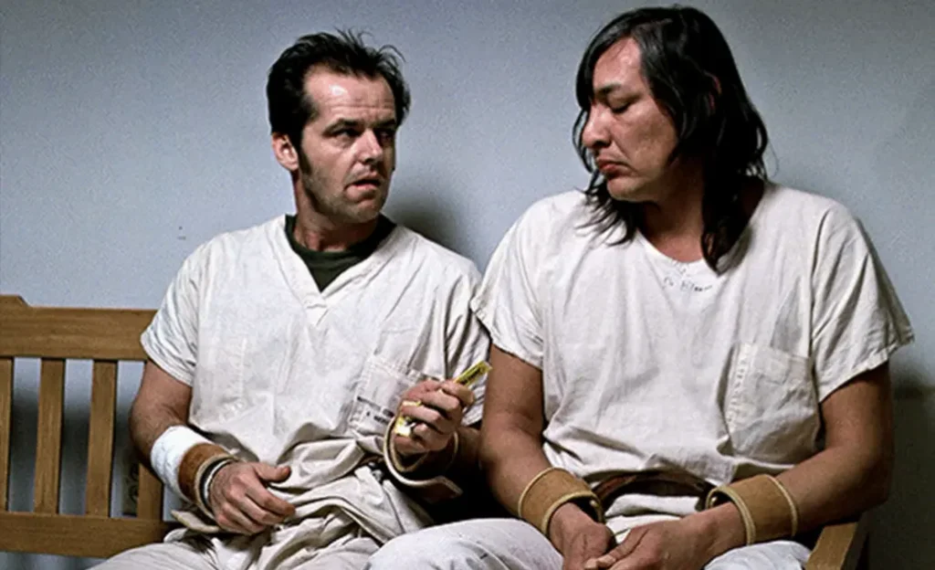 McMurphy：You keep complaining about this place, but you don't have the courage to leave it.